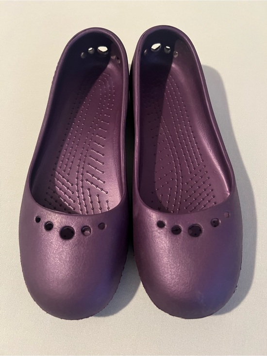 CROCS Shoes - CROCS Slip-On Ballet Flats in Deep Purple | Women's size 9